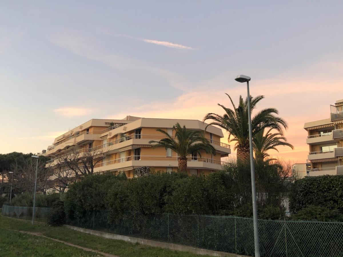 Residence La Miougrano Frejus Plage Exterior foto