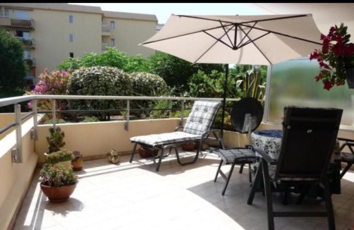 Residence La Miougrano Frejus Plage Exterior foto